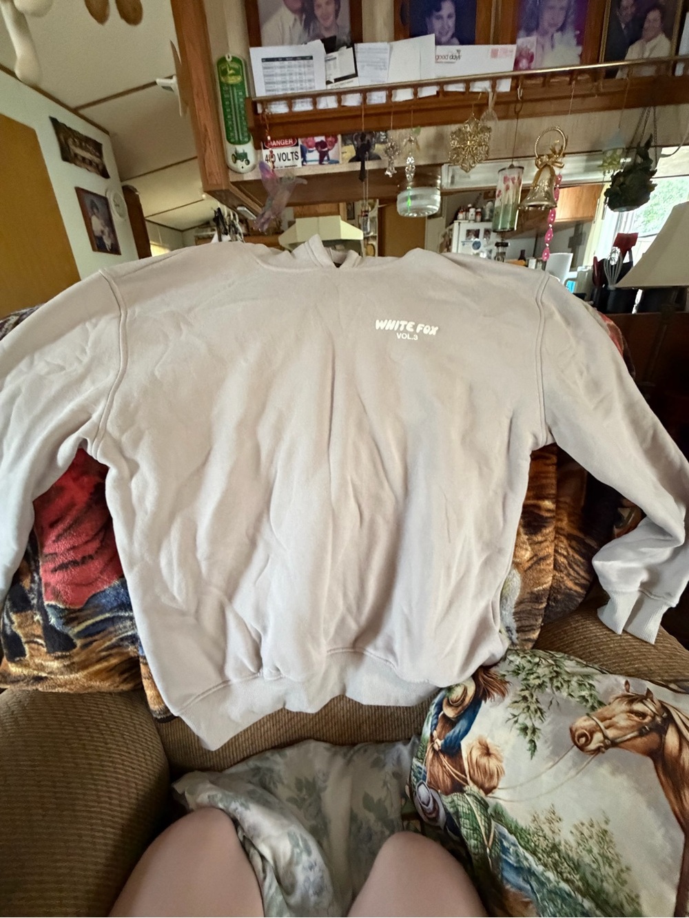 Women’s White Fox Sweatshirt - Vol.3